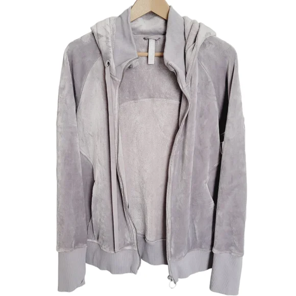 Athleta Triumph Hoodie In Double Cozy Karma in Norwegian Grey - Picture 8 of 16